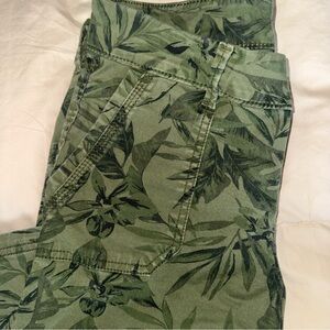 Old Navy Olive Leaf Print Skinny Pants